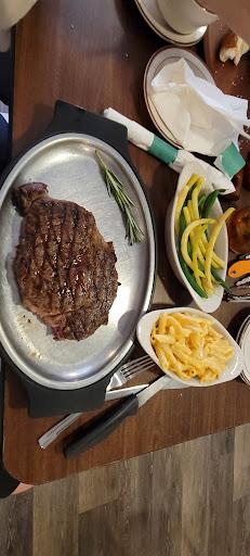 Hotel Crandon Restaurant and Bar